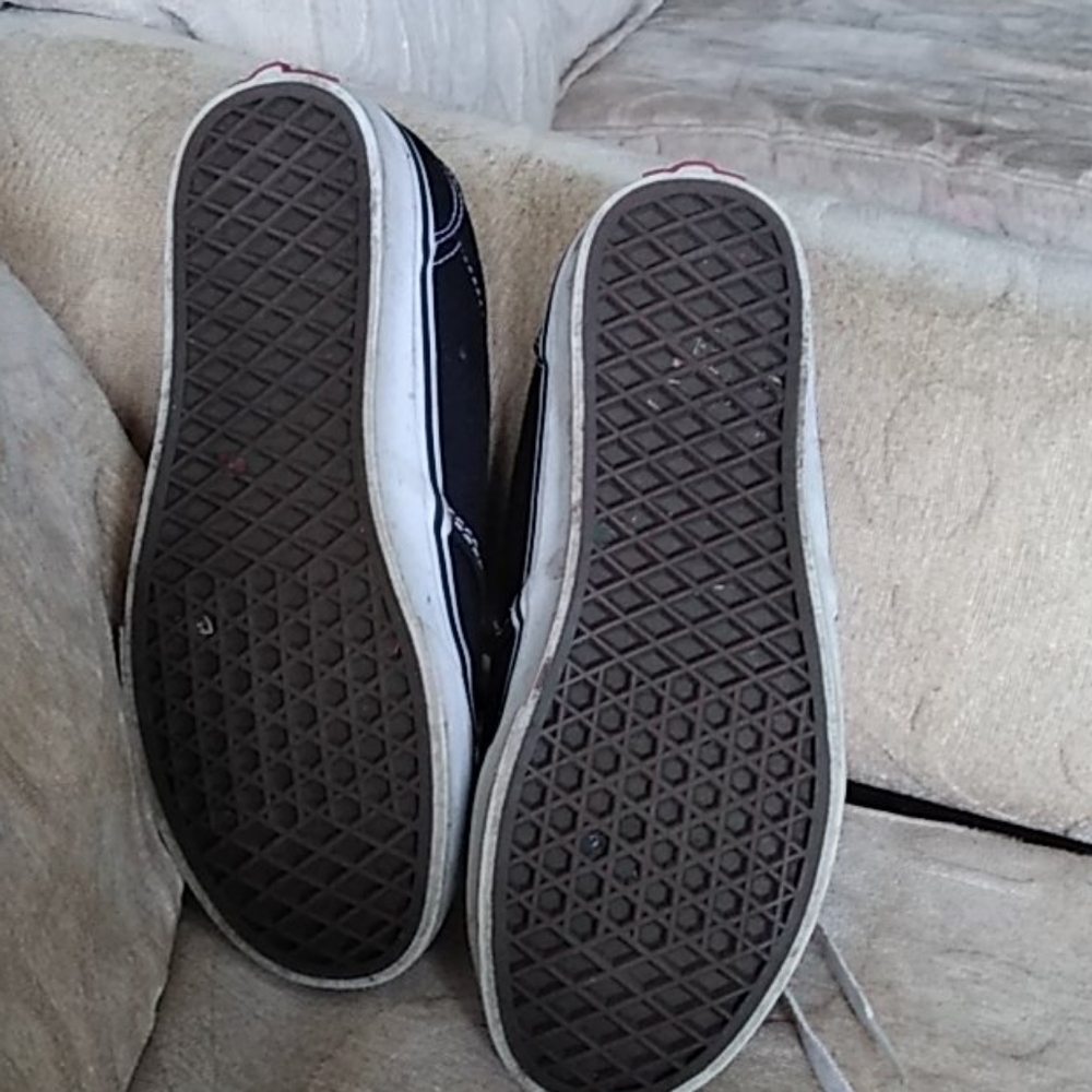 Shoes - Picture 6 of 6